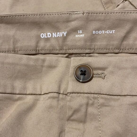 Old Navy Mid Rise Boot Cut Khaki Pants - Picture 7 of 9